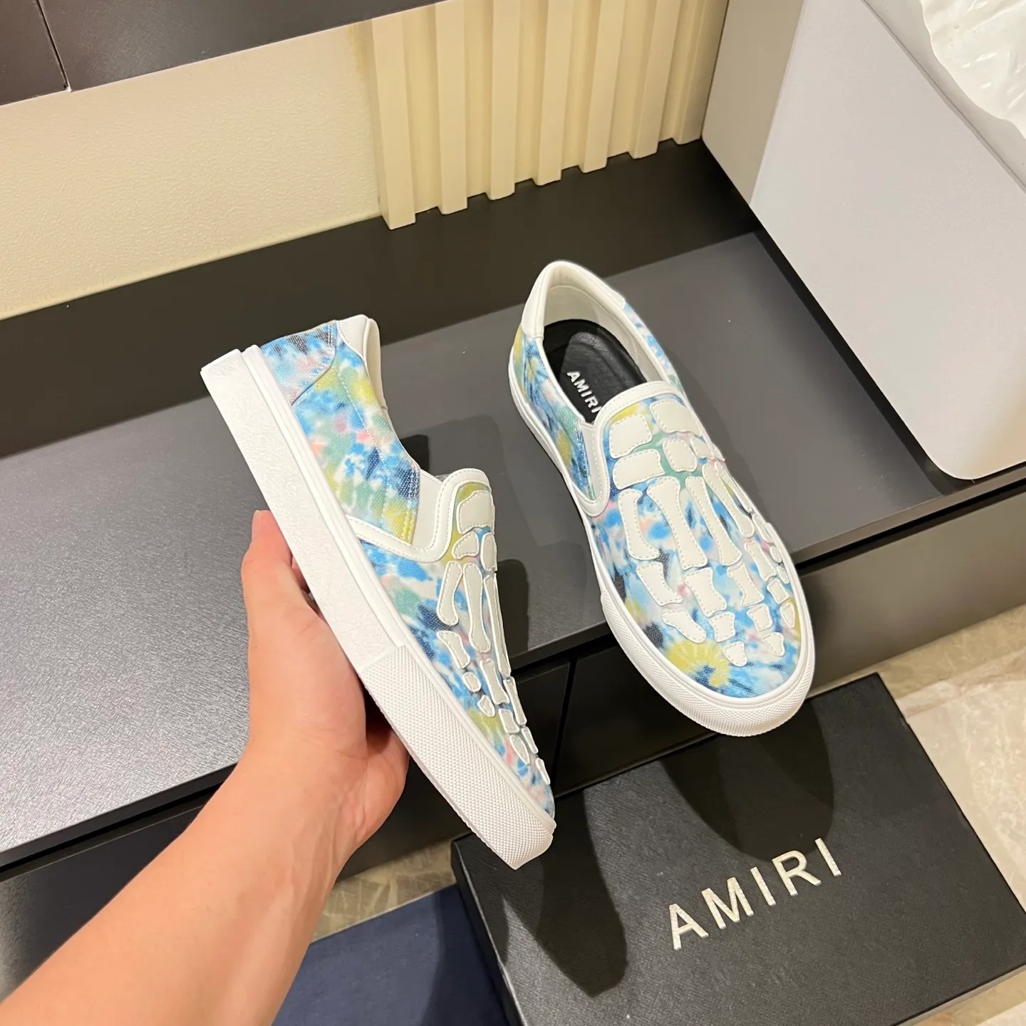 Men's shoes 💰p420, amiri The top purchasing agent for bone shoes 🔍🔍 is on sale at the men's counter at the same time. Cowhide is paired with 5D dynamic design style.
